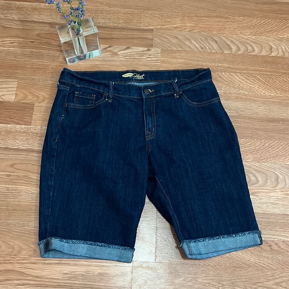 Old Navy The Flirt Shorts Sz 8